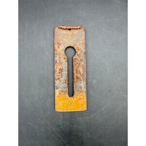 Antique carpenter plane blade - vintage condition
